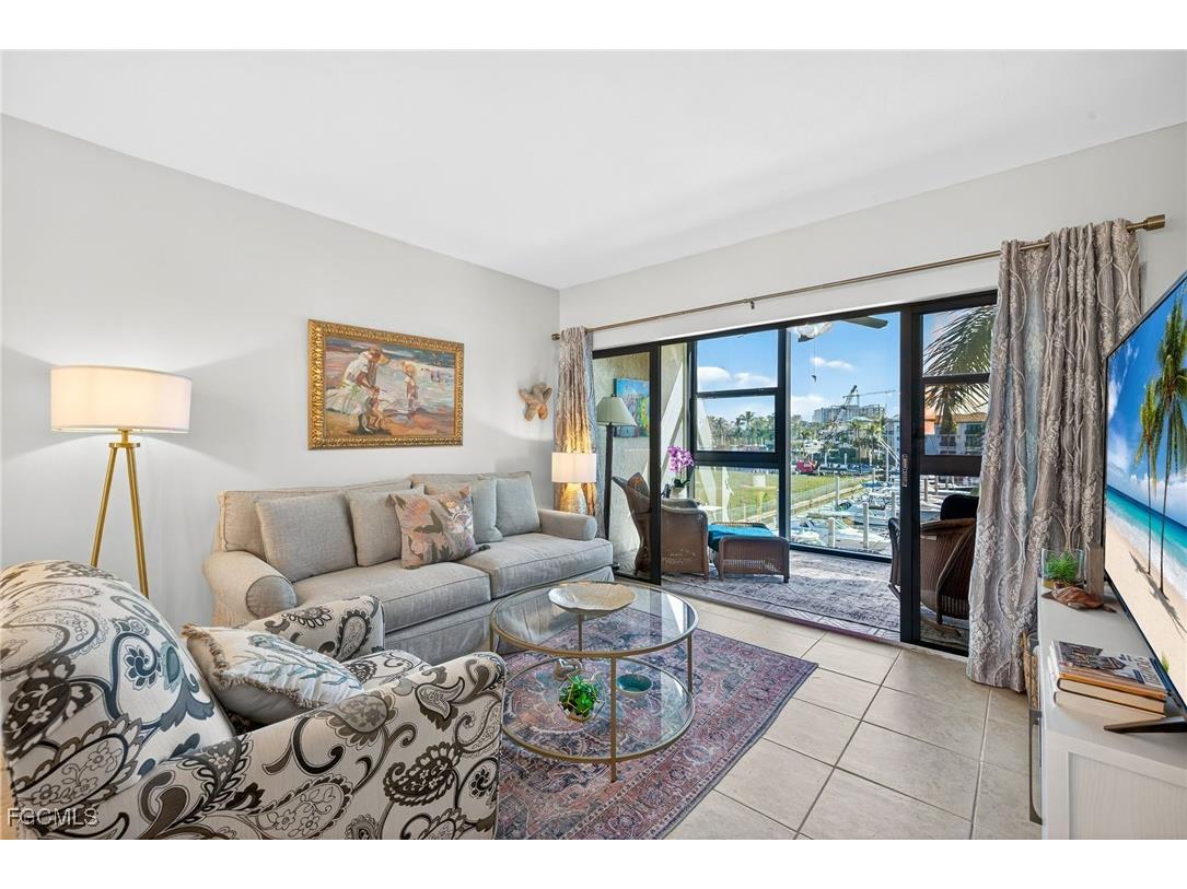 801 River Point Drive #203A Naples FL 34102 2025024343 image8