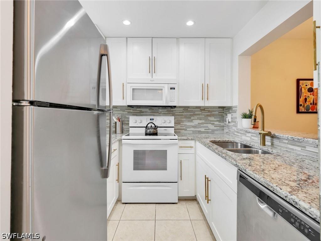 801 River Point Drive #203A Naples FL 34102 226018680 image5