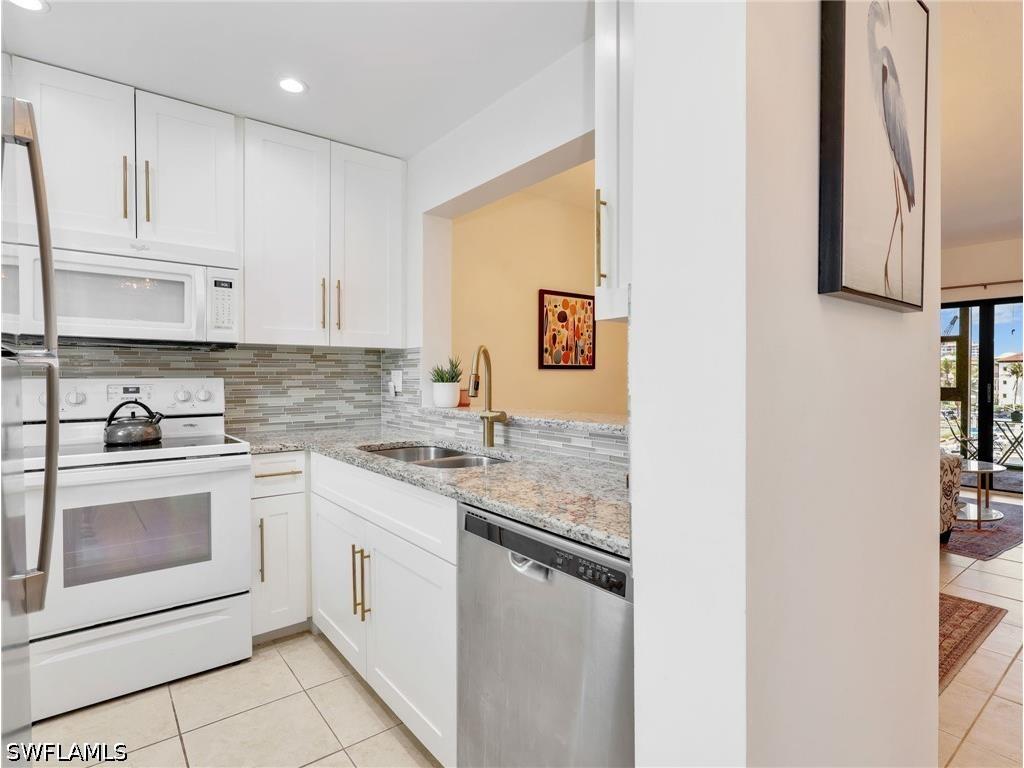 801 River Point Drive #203A Naples FL 34102 226018680 image6