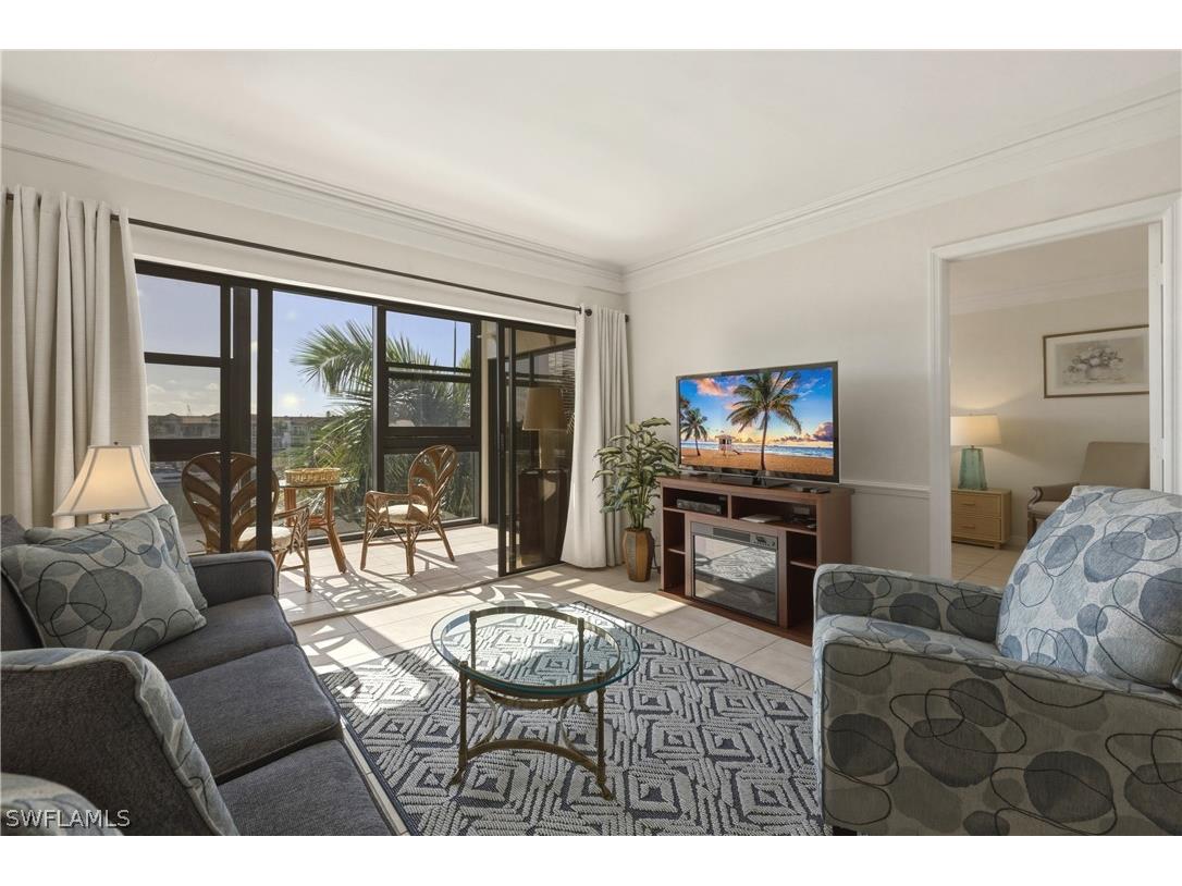 801 River Point Drive #303A Naples FL 34102 226011110 image13