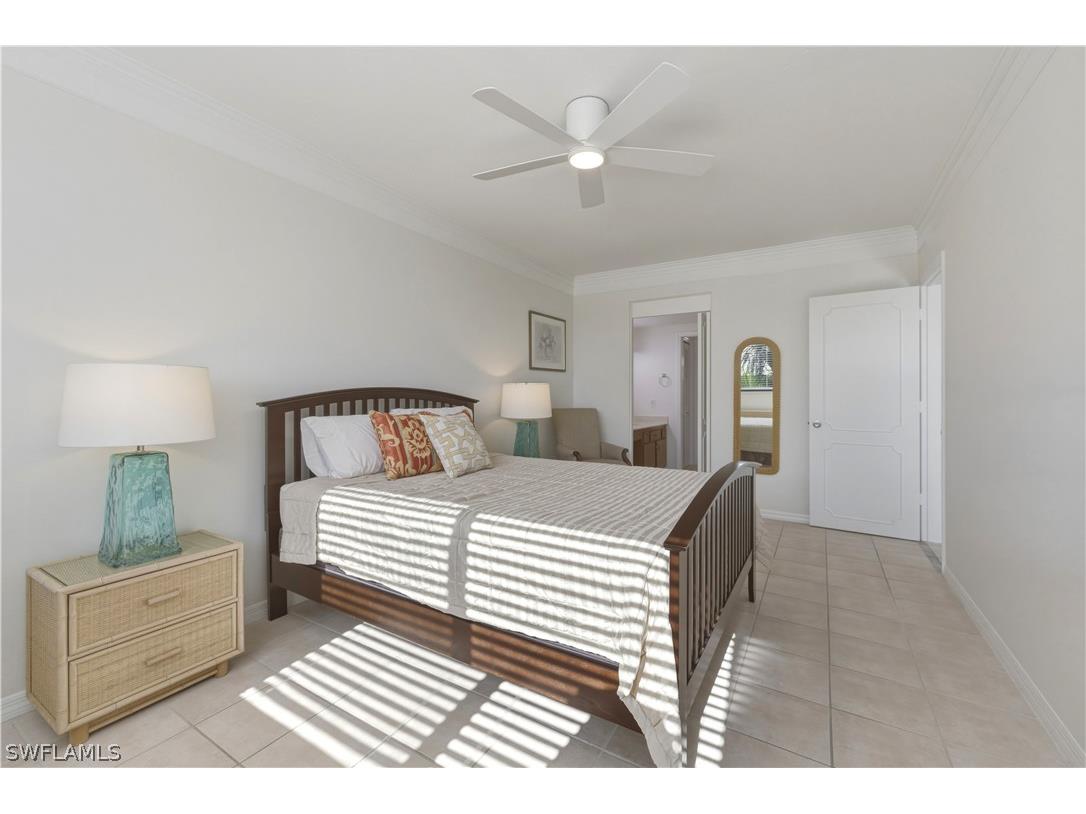 801 River Point Drive #303A Naples FL 34102 226011110 image17