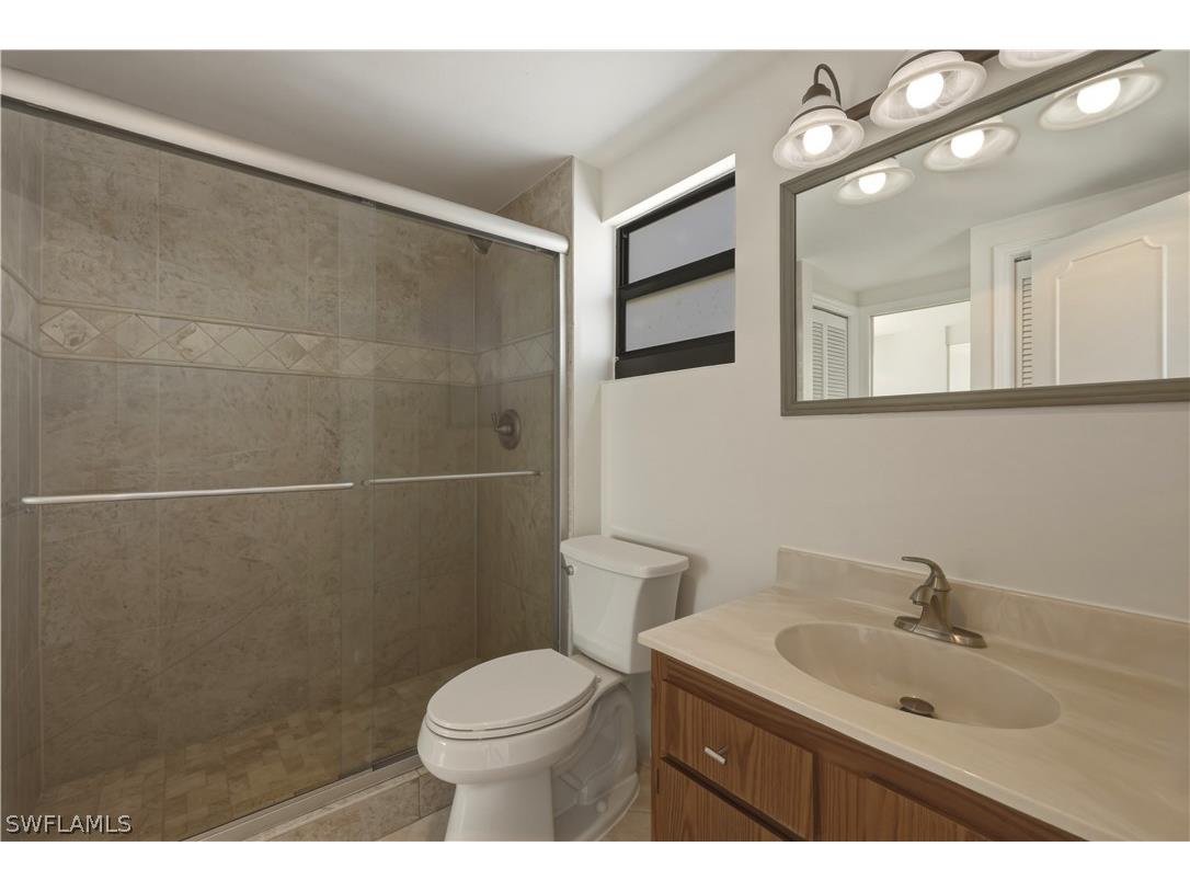 801 River Point Drive #303A Naples FL 34102 226011110 image21