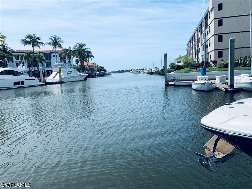 801 River Point Drive Naples FL 34102 226023677 image4