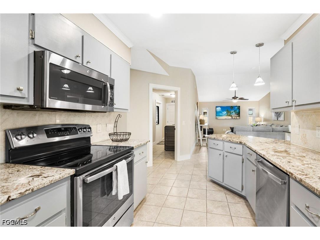 801 SW 52nd Street Cape Coral FL 33914 2026026044 image20