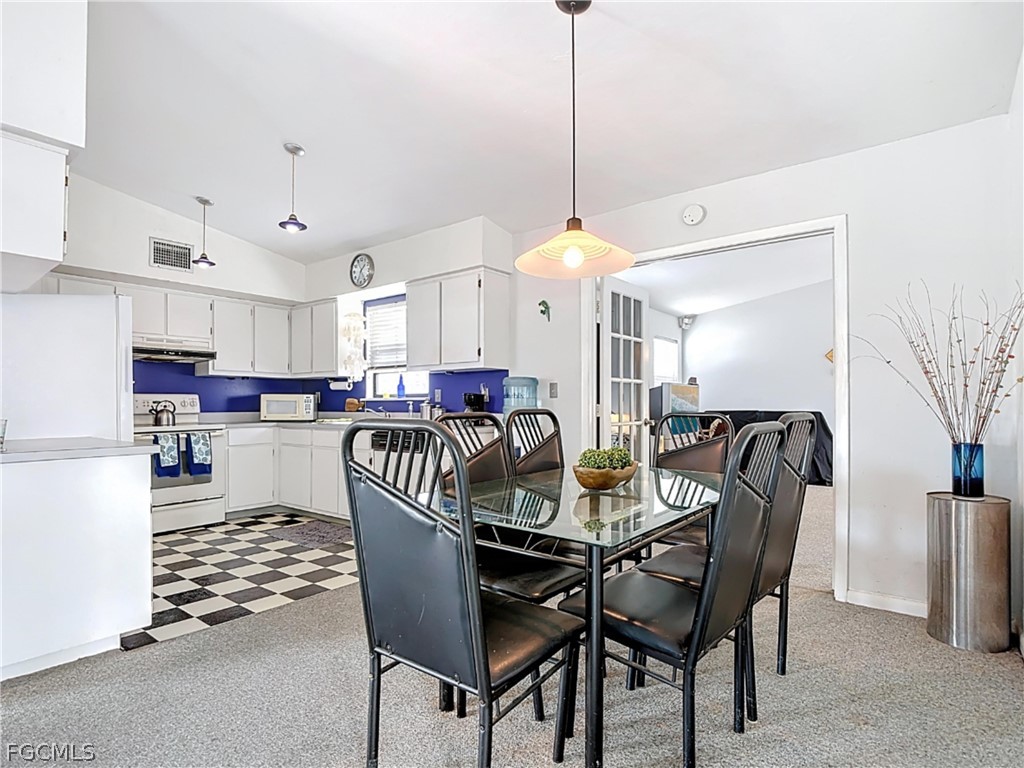 8010 Buccaneer Drive Fort Myers Beach FL 33931 2026007920 image10