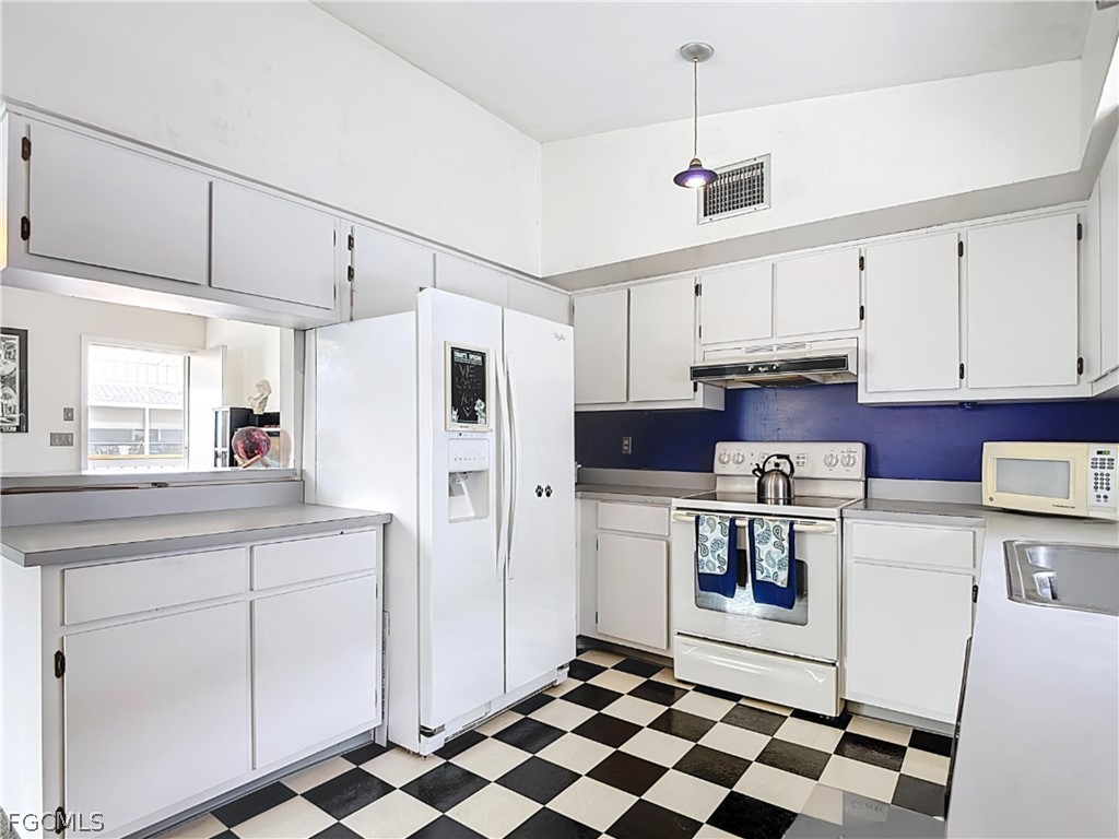 8010 Buccaneer Drive Fort Myers Beach FL 33931 2026007920 image12