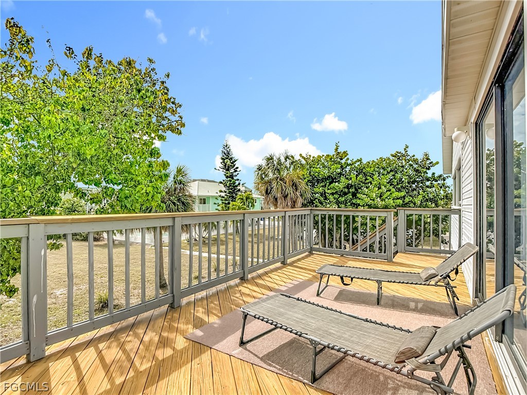 8010 Buccaneer Drive Fort Myers Beach FL 33931 2026007920 image27