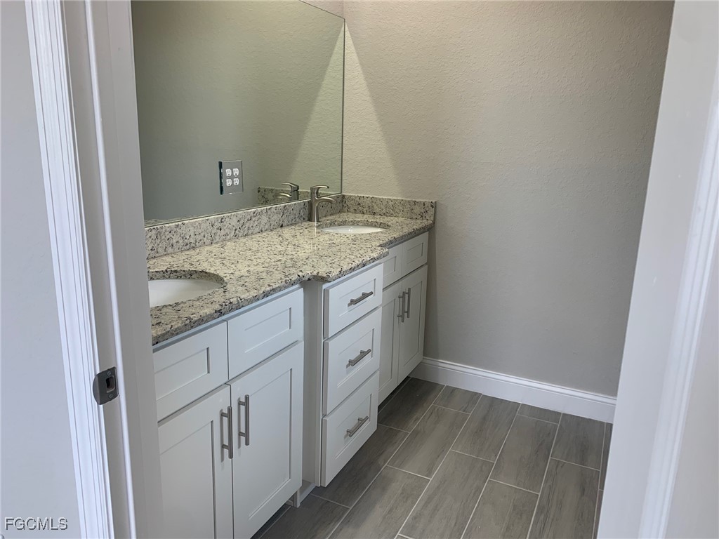 8012 Spice Court Labelle FL 33935 2025011550 image14