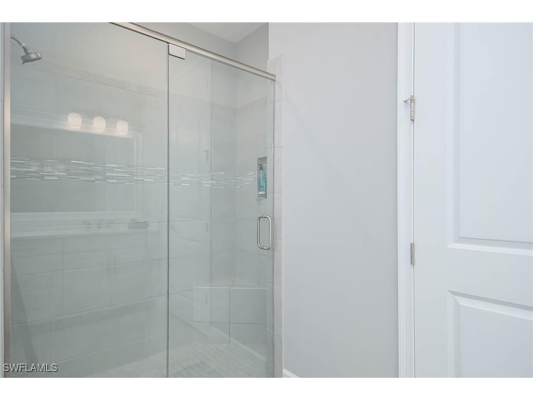 8013 Calle Canovas Court Naples FL 34114 225077934 image18