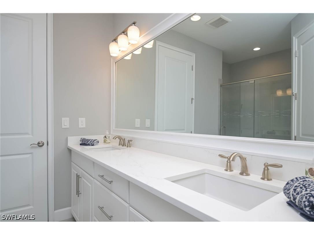 8013 Calle Canovas Court Naples FL 34114 226019090 image17