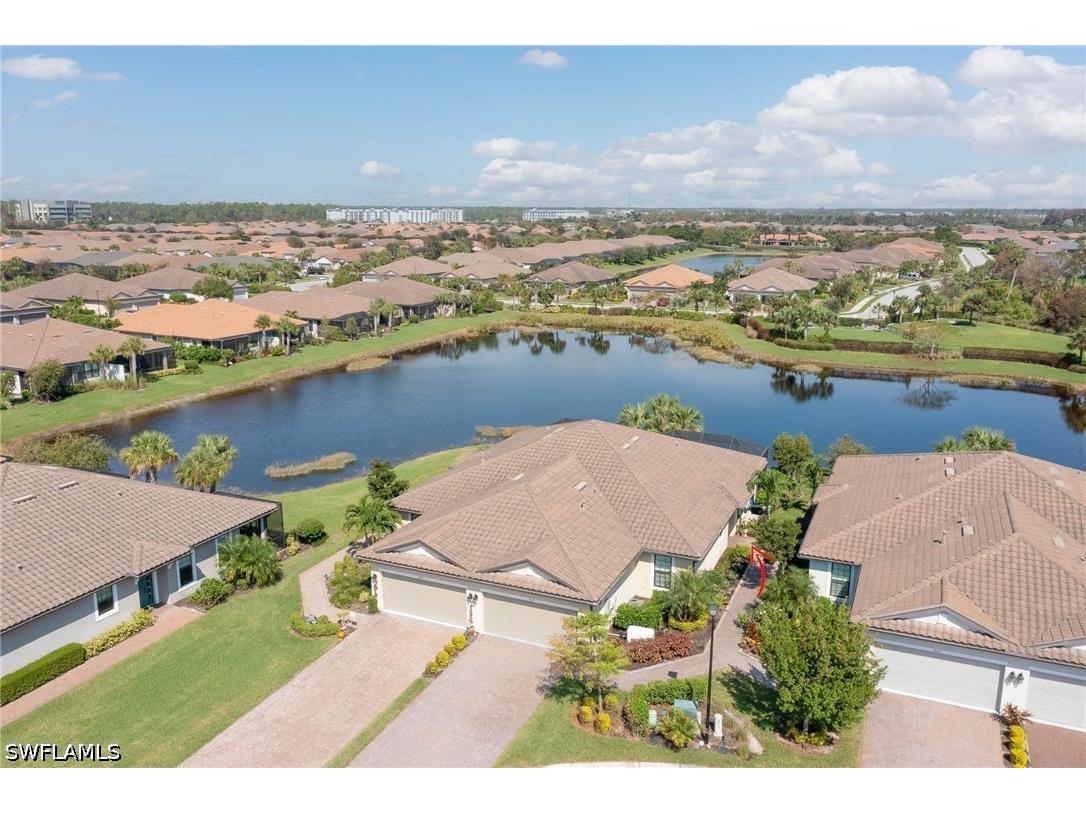 8013 Calle Canovas Court Naples FL 34114 226019090 image2