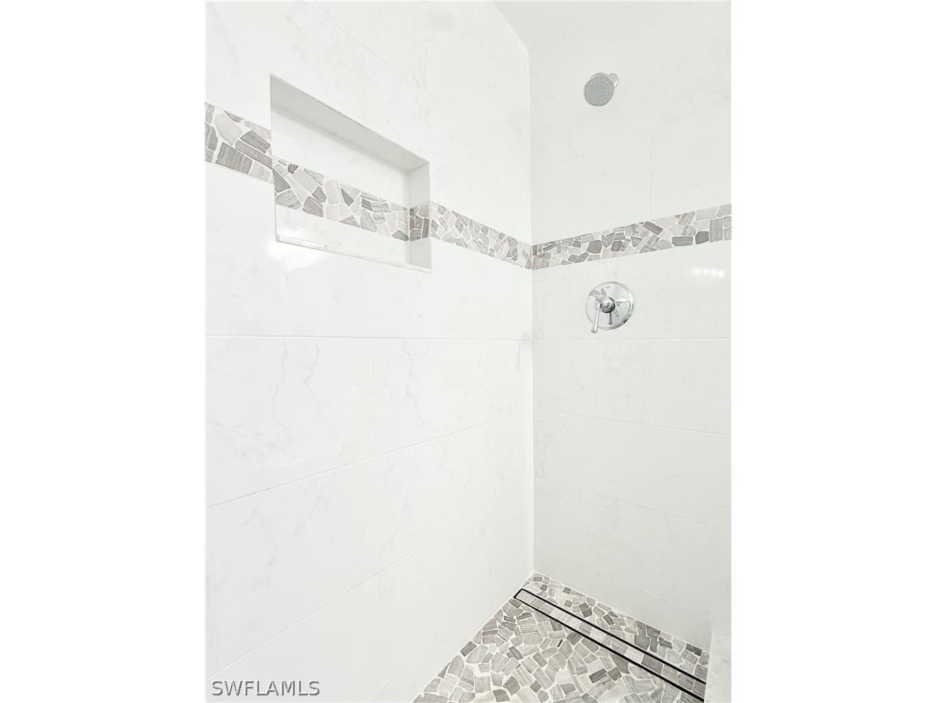 8013 Kilkenny Court Naples FL 34112 226006910 image10