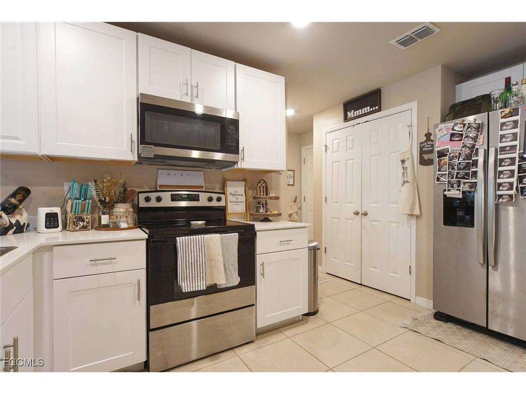 8015 Sandalwood Circle Labelle FL 33935 2026000503 image17