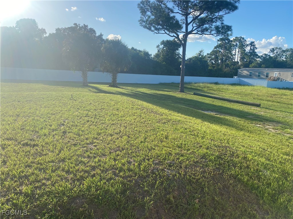 8018 Grady Drive North Fort Myers FL 33917 2025018665 image19