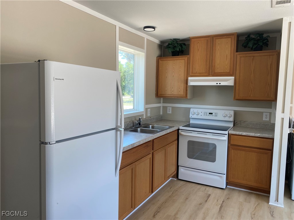 8018 Grady Drive North Fort Myers FL 33917 2025018665 image7