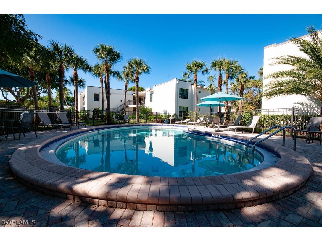 802 10th Avenue S #802 Naples FL 34102 223002876 image1