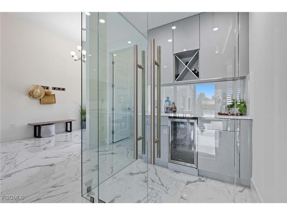 802 El Dorado Parkway E Cape Coral FL 33904 2025010550 image10