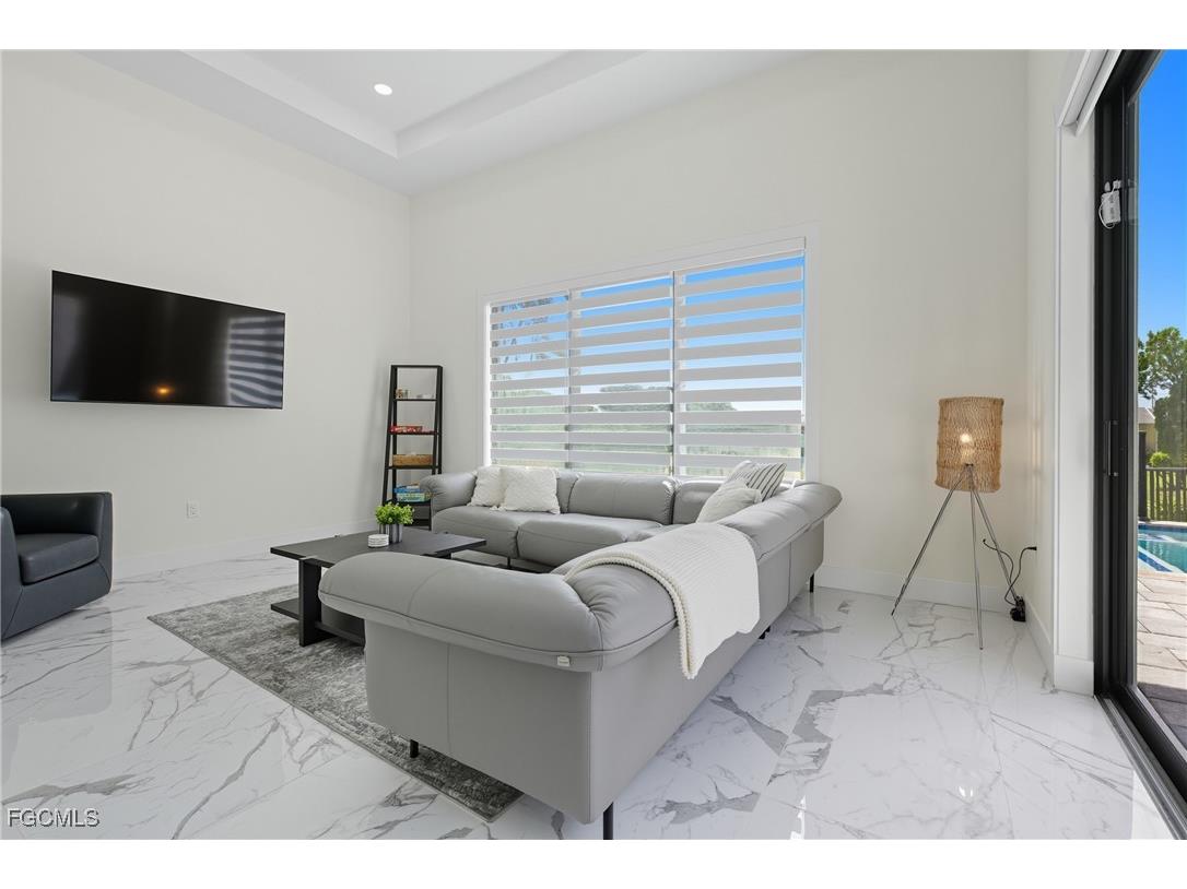 802 El Dorado Parkway E Cape Coral FL 33904 2025010550 image12