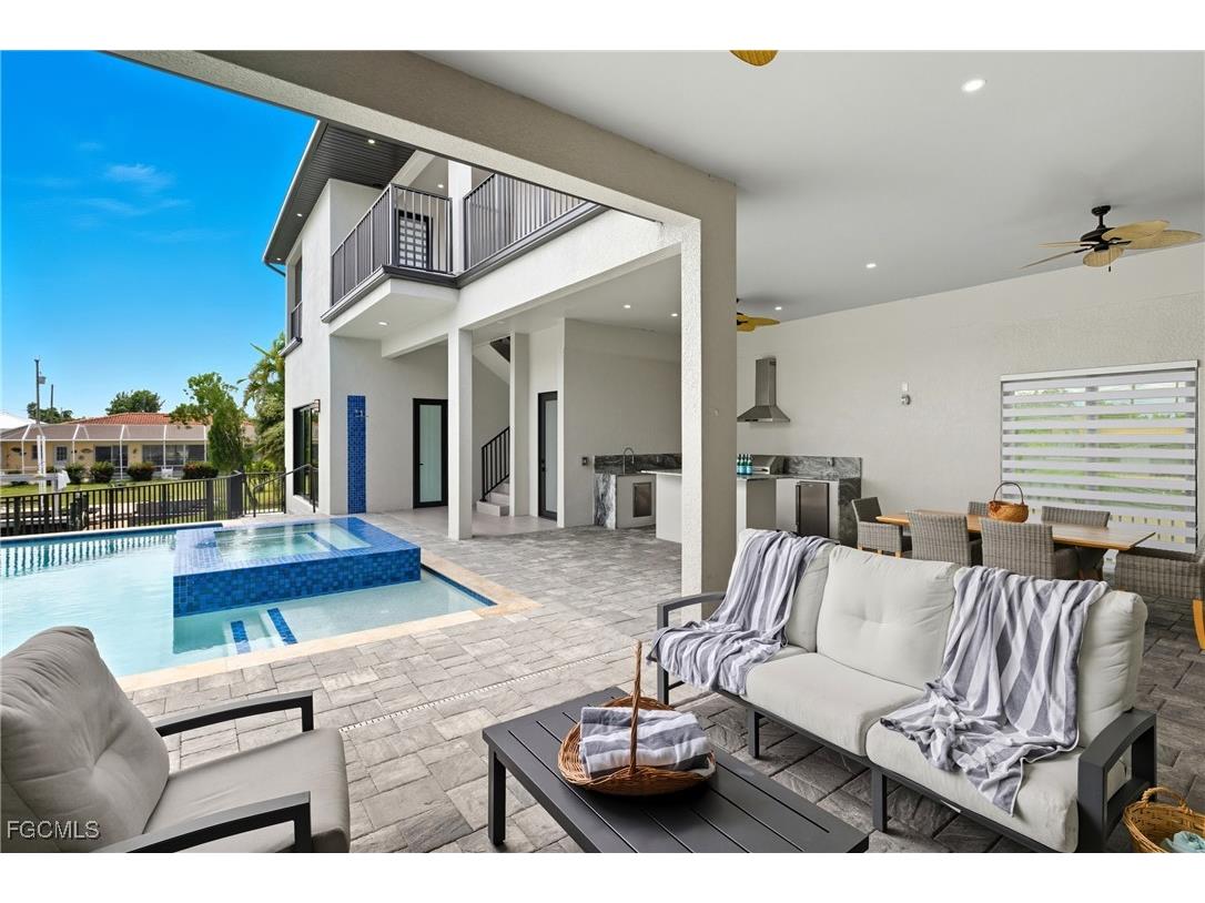 802 El Dorado Parkway E Cape Coral FL 33904 2025010550 image17