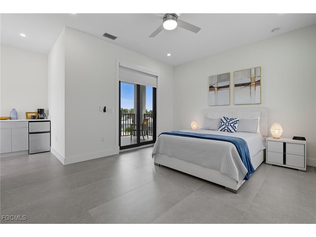 802 El Dorado Parkway E Cape Coral FL 33904 2025010550 image24