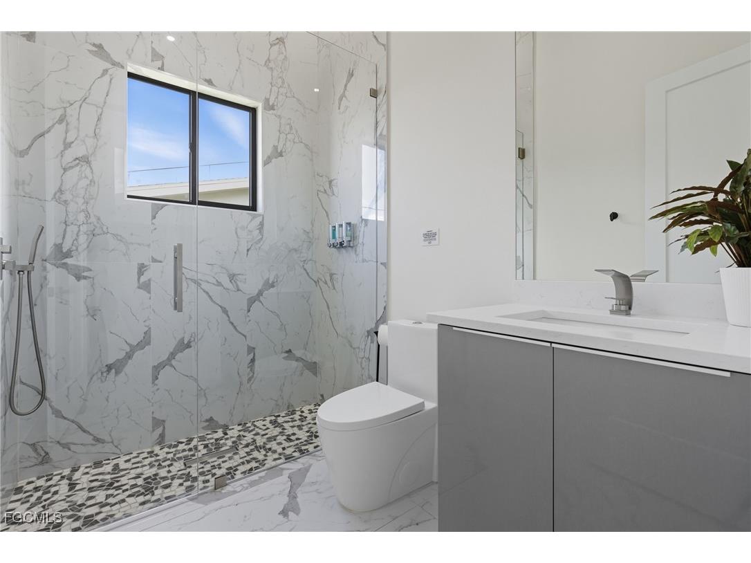 802 El Dorado Parkway E Cape Coral FL 33904 2025010550 image30