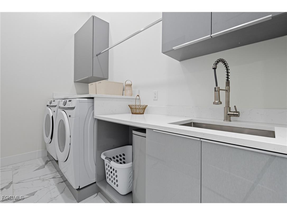 802 El Dorado Parkway E Cape Coral FL 33904 2025010550 image32