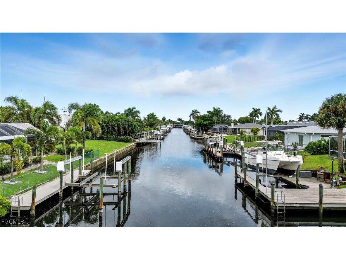 802 El Dorado Parkway E Cape Coral FL 33904 2025010550 image43