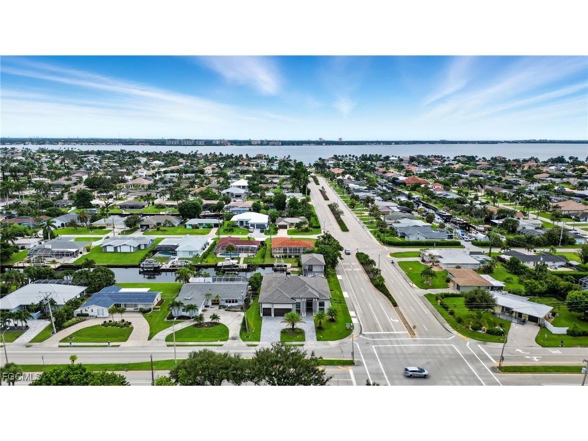 802 El Dorado Parkway E Cape Coral FL 33904 2025010550 image44