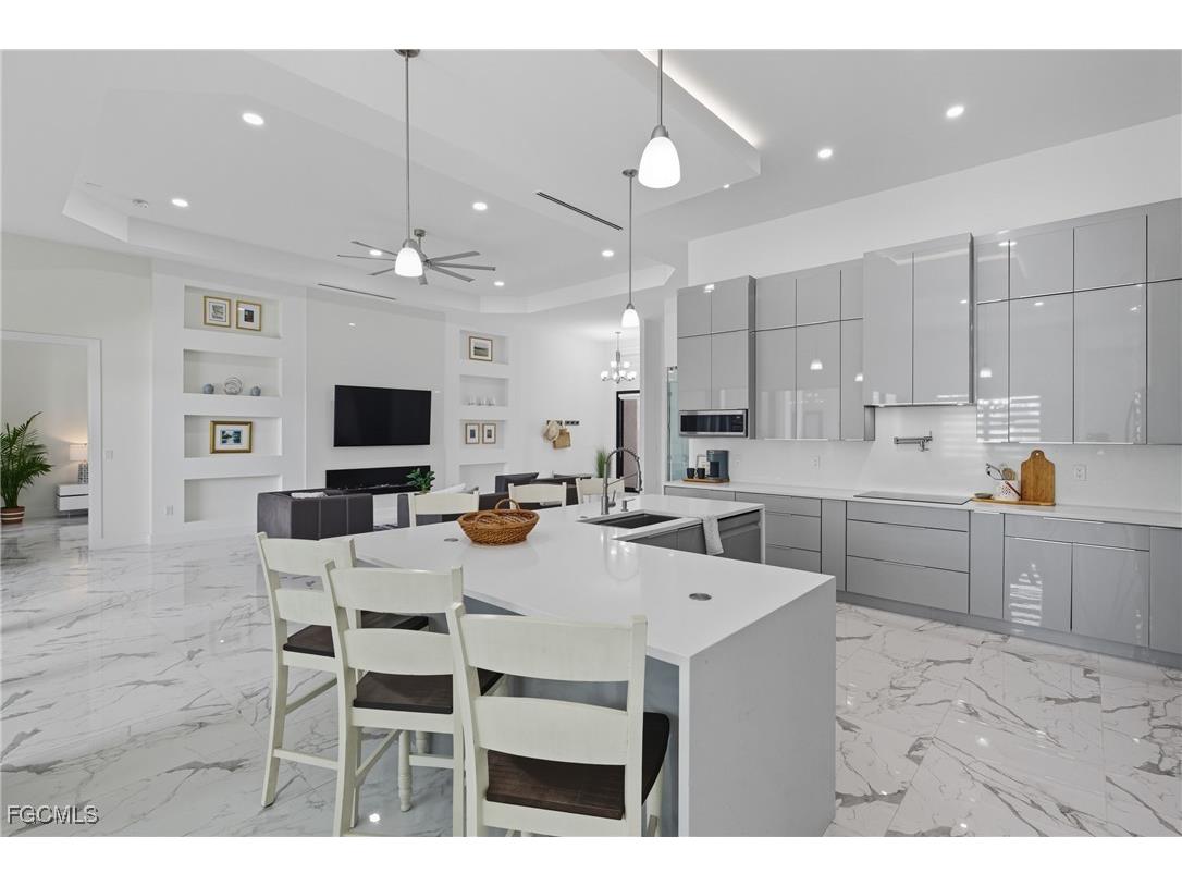 802 El Dorado Parkway E Cape Coral FL 33904 2025010550 image6