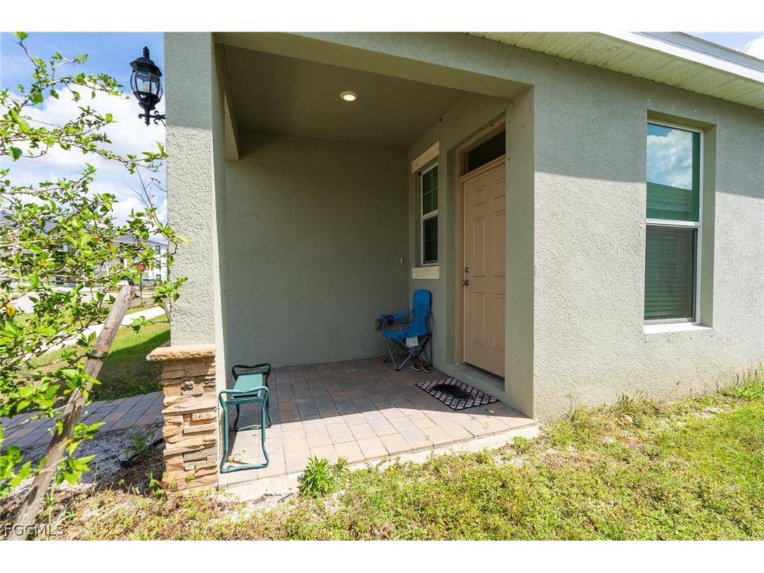 802 Friendship Circle Labelle FL 33935 2026012522 image2
