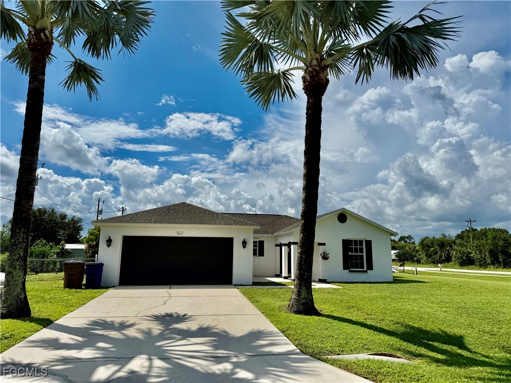 802 Kingsbury Court Lehigh Acres FL 33974 2025011031 image1