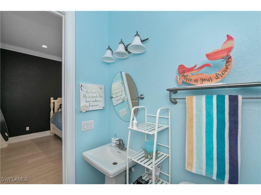 802 Poinsettia Avenue Lehigh Acres FL 33972 225011100 image20