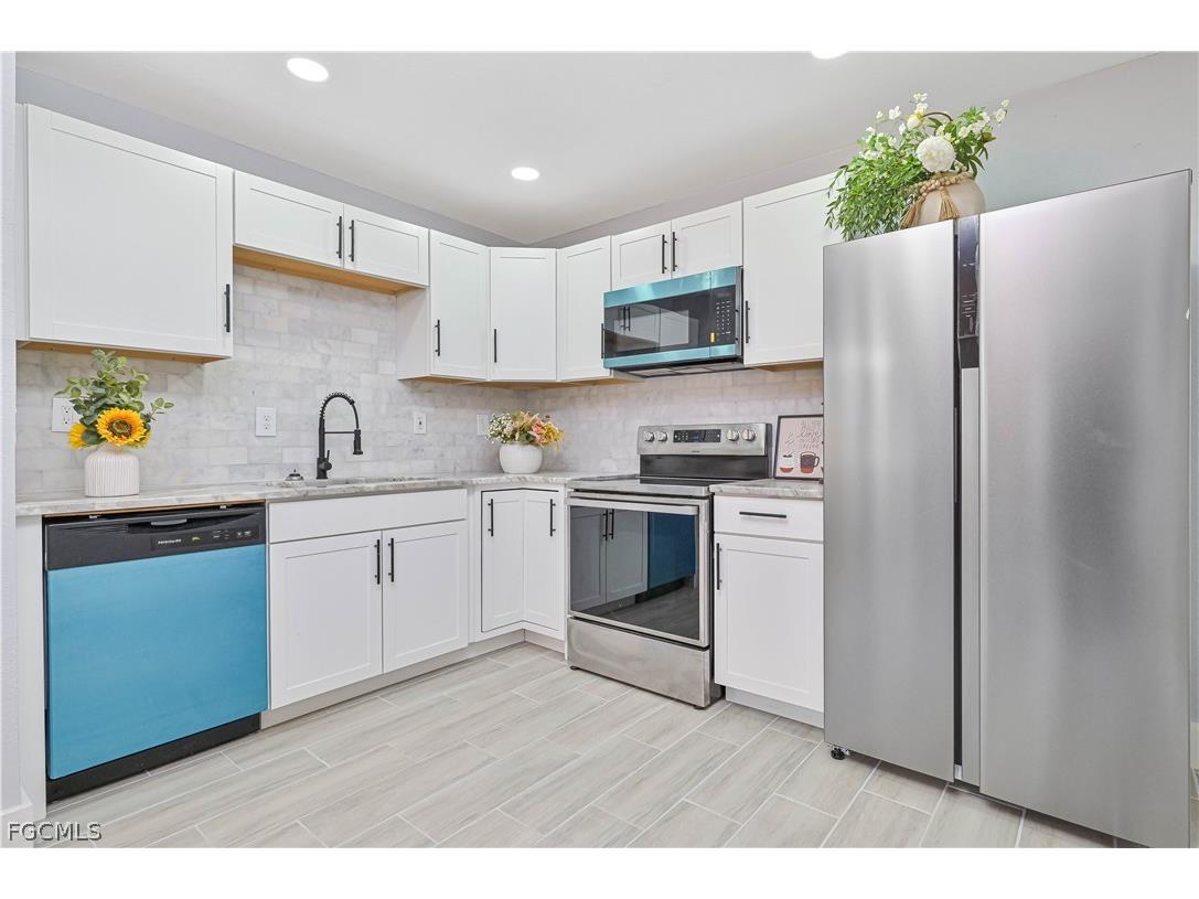 802 Taylor Lane Lehigh Acres FL 33936 2026013526 image6