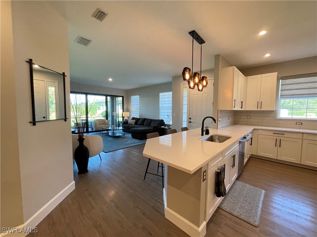 8021 Calle Canovas Court Naples FL 34114 225077950 image5