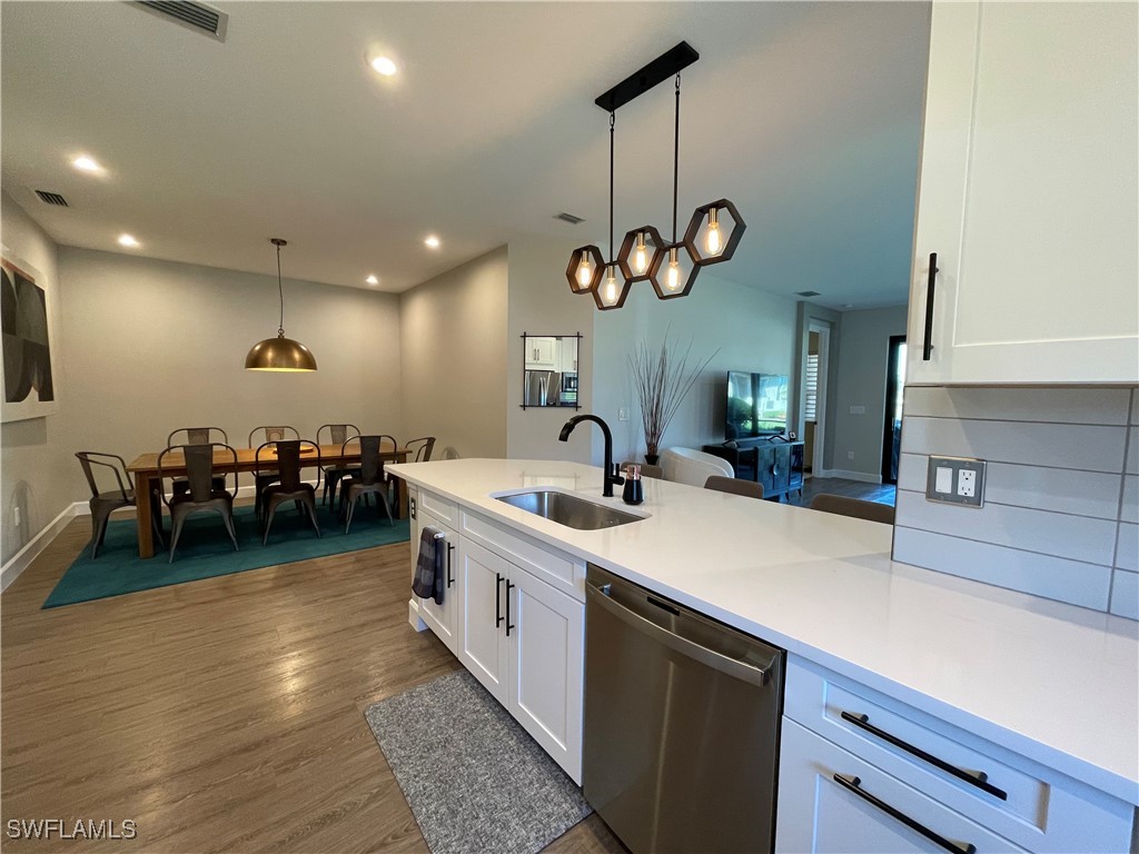 8021 Calle Canovas Court Naples FL 34114 225077950 image7