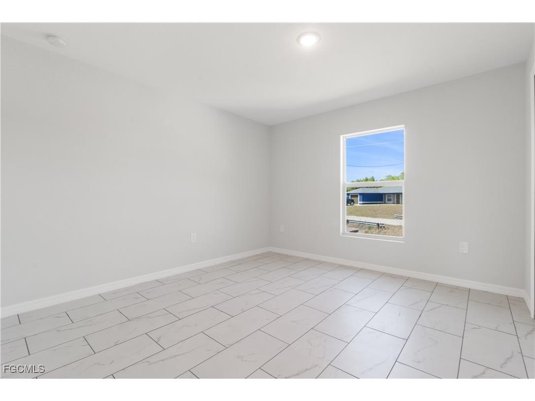 8022 Melody Circle Labelle FL 33935 2025015076 image17