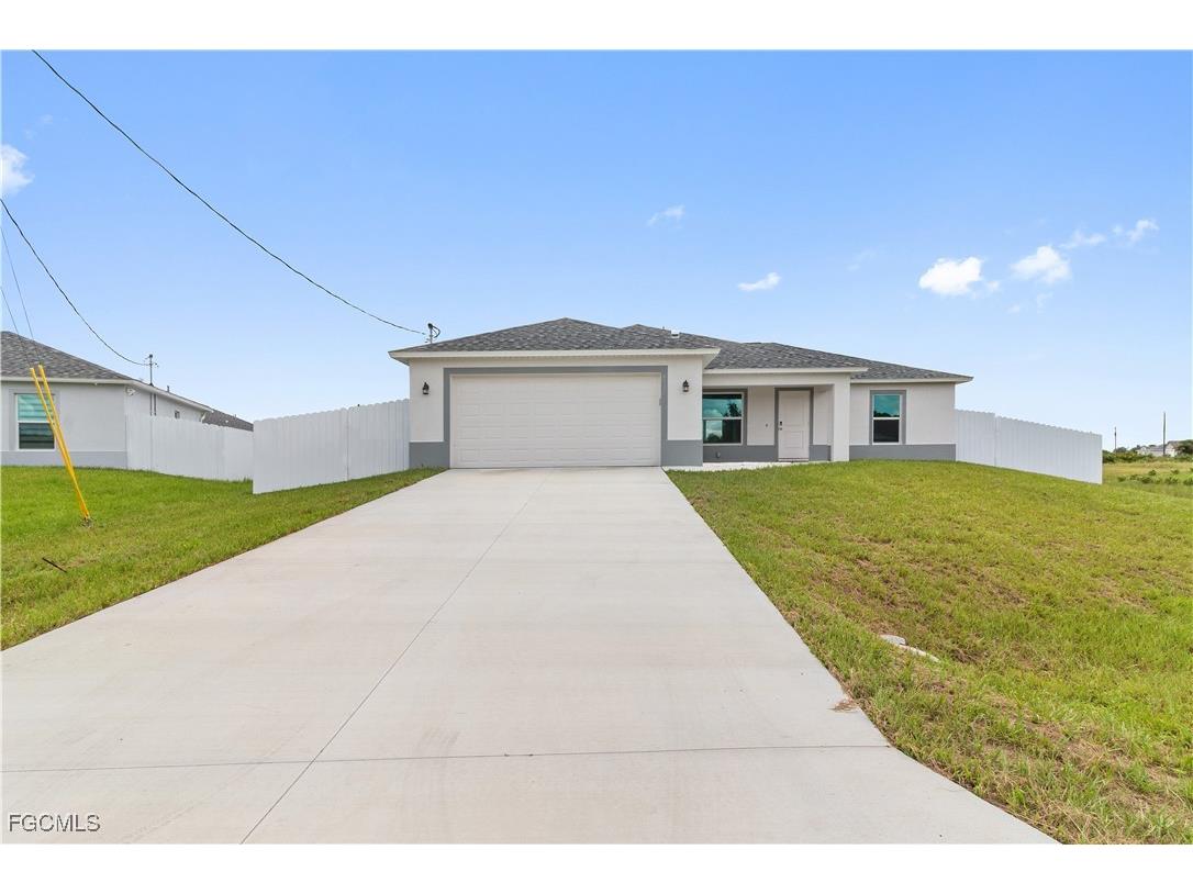 8022 Melody Circle Labelle FL 33935 2025015076 image2