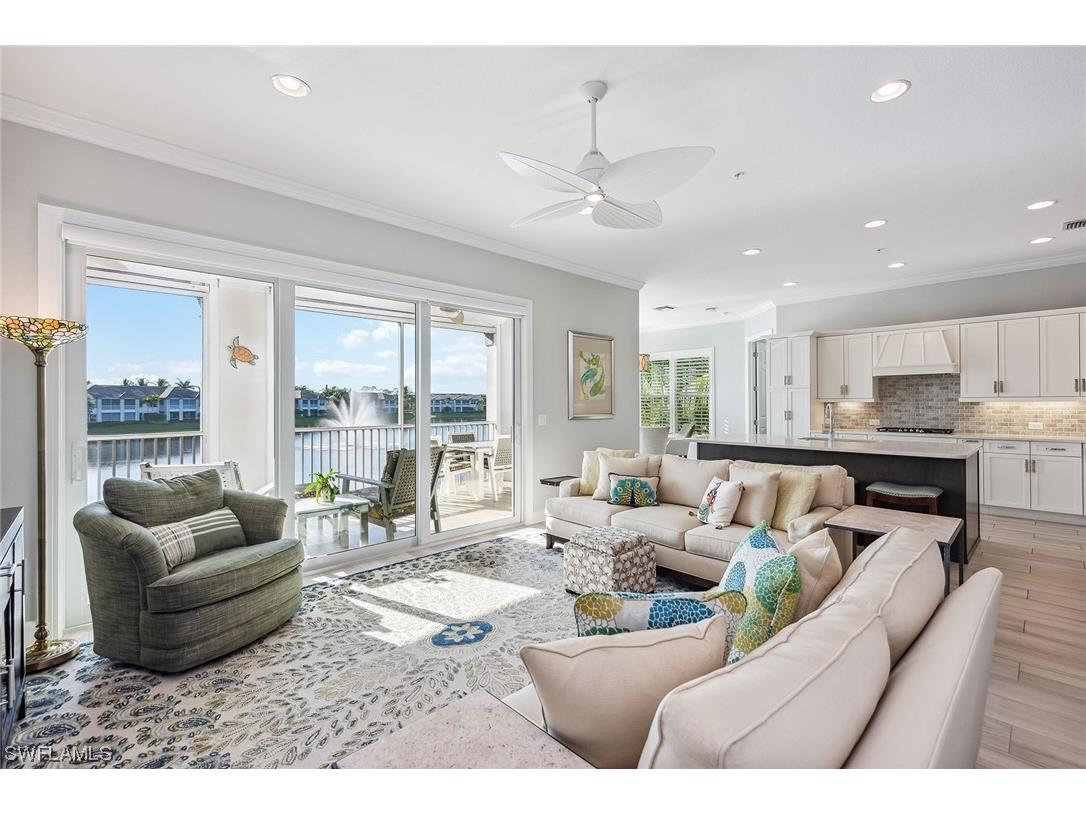 8022 Signature Club Circle #4-202 Naples FL 34113 223064140 image1