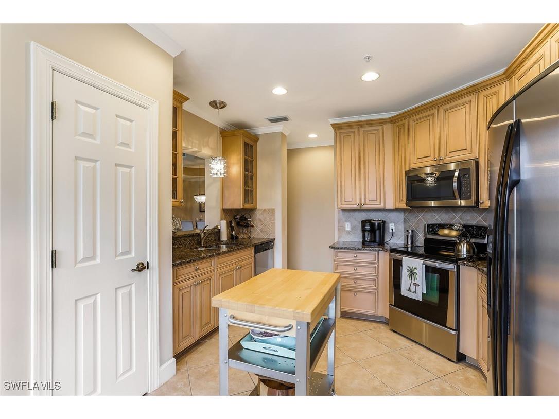 8023 Players Cove Drive #6-101 Naples FL 34113 225074125 image15