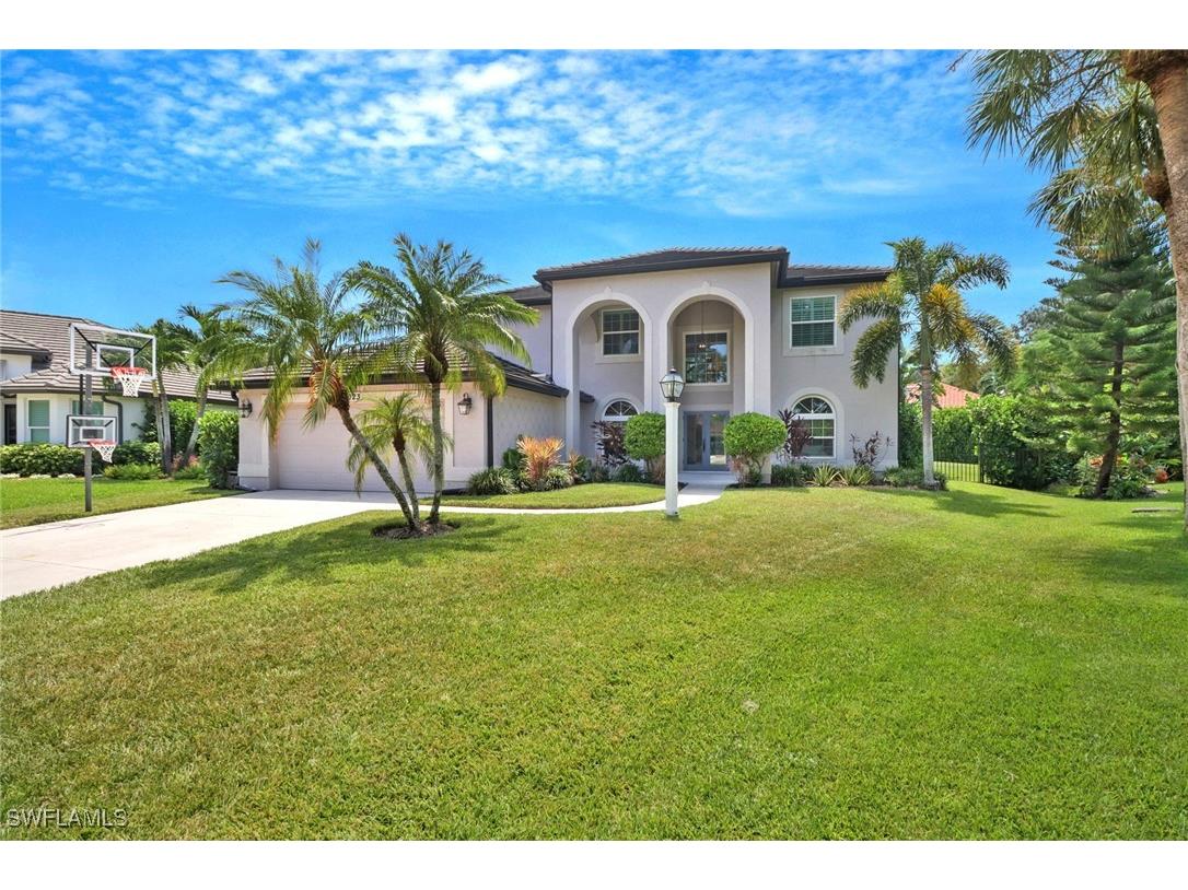 8023 San Simeon Way Naples FL 34109 224067867 image1