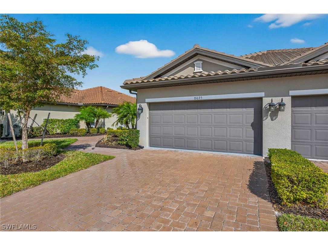 8025 Calle Canovas Court Naples FL 34114 226009697 image24