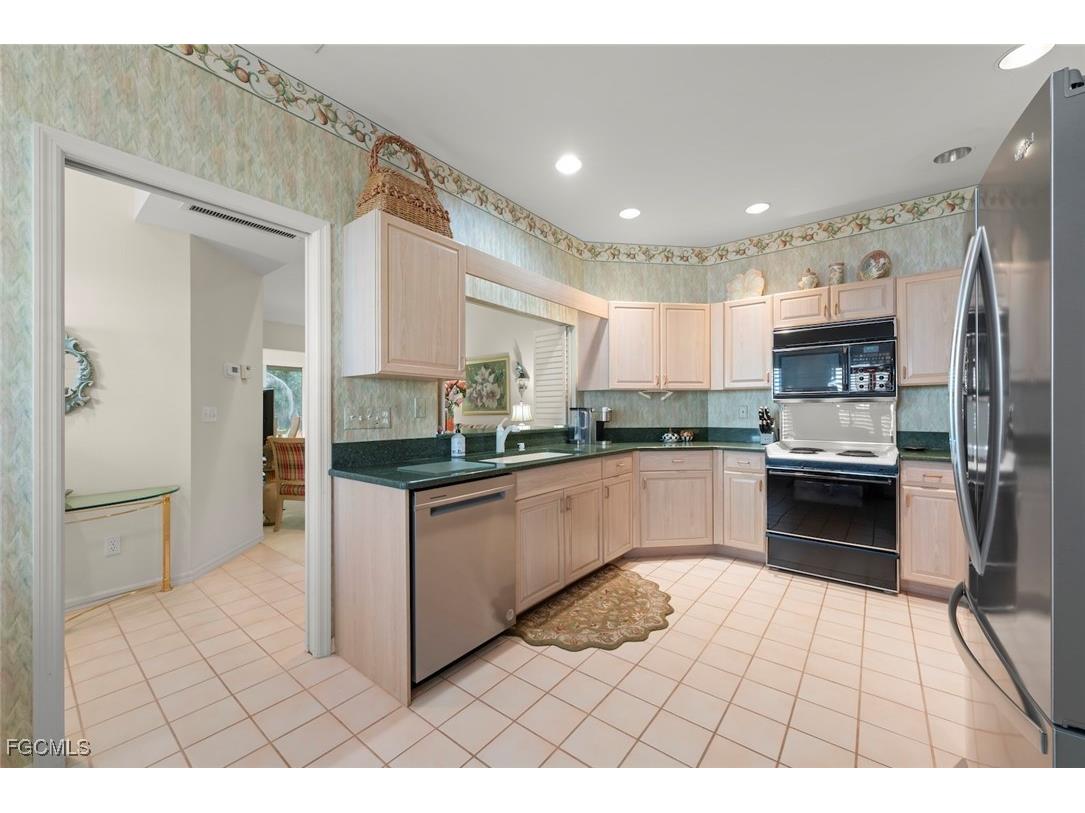 8026 Glen Abbey Circle Fort Myers FL 33912 2026003562 image7