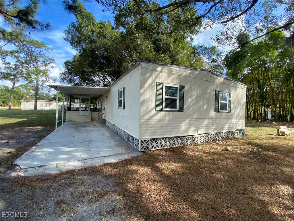 2331 Gish Drive North Fort Myers FL 33917 2025023065 image3
