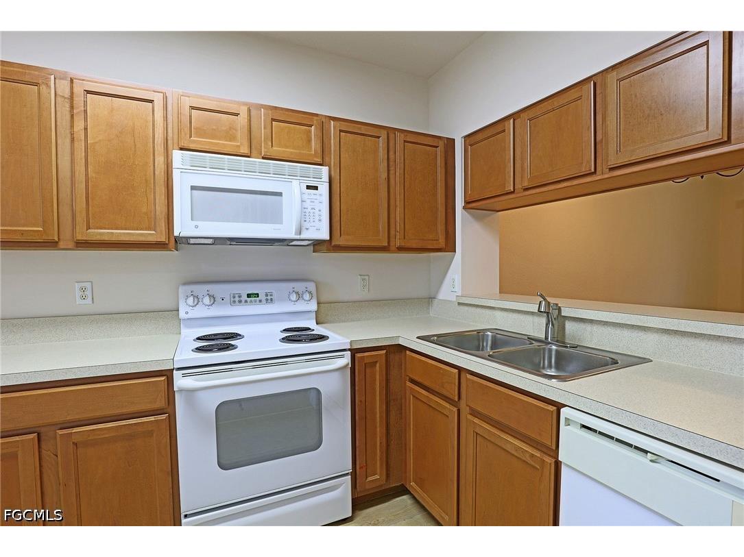 8029 Casa Palermo Circle Fort Myers FL 33966 2026019149 image5
