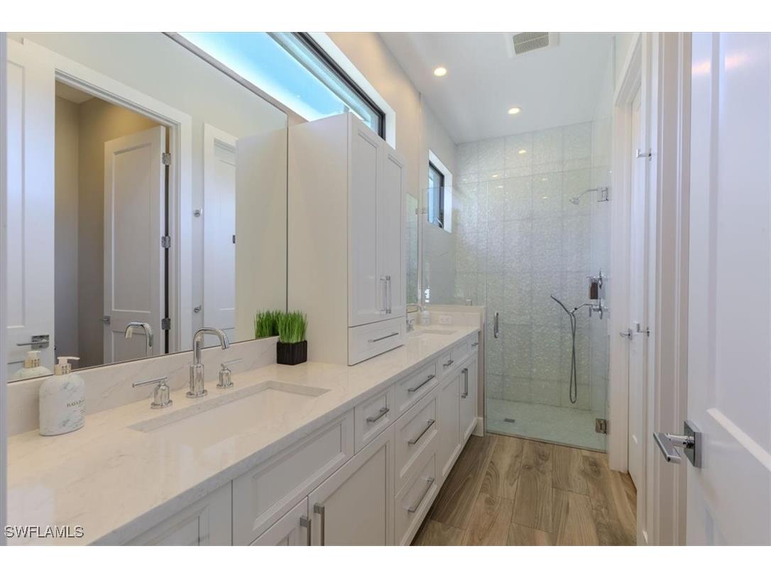 803 92nd Avenue N Naples FL 34108 226005026 image11