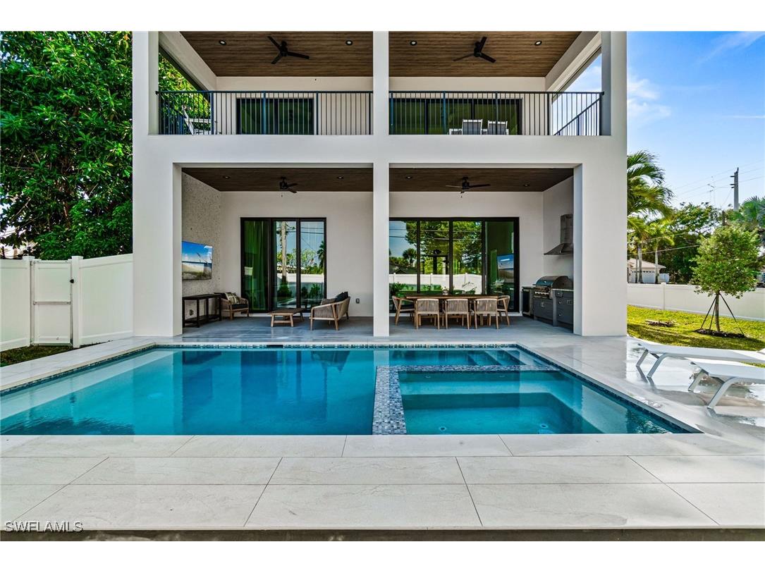 803 96th Avenue N Naples FL 34108 225081866 image3