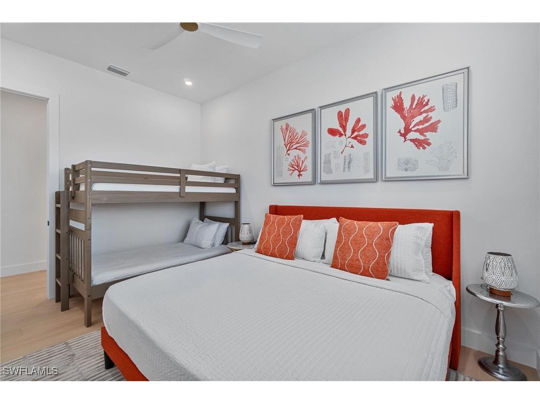 803 96th Avenue N Naples FL 34108 225081866 image32