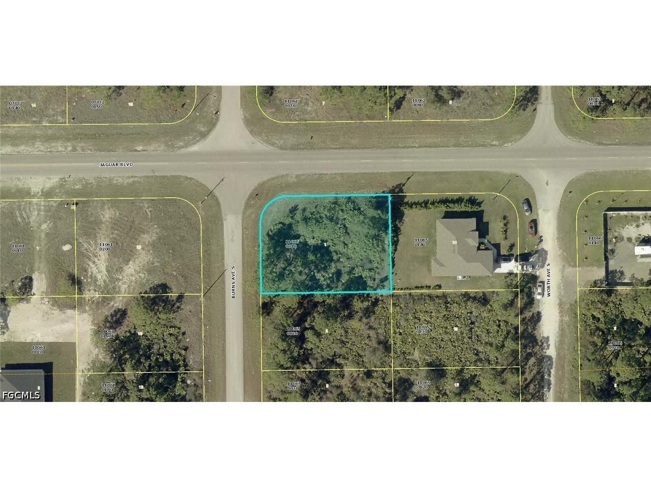 803 Burns Avenue S Lehigh Acres FL 33974 2026016637 image1