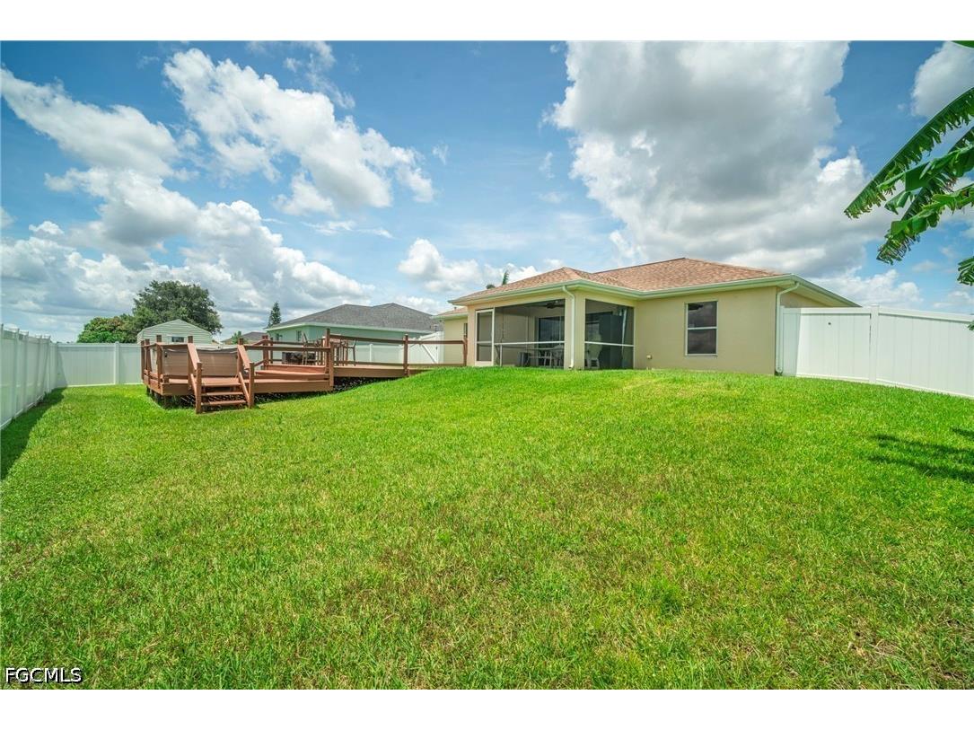 803 Denis Avenue N Lehigh Acres FL 33971 2026026007 image6