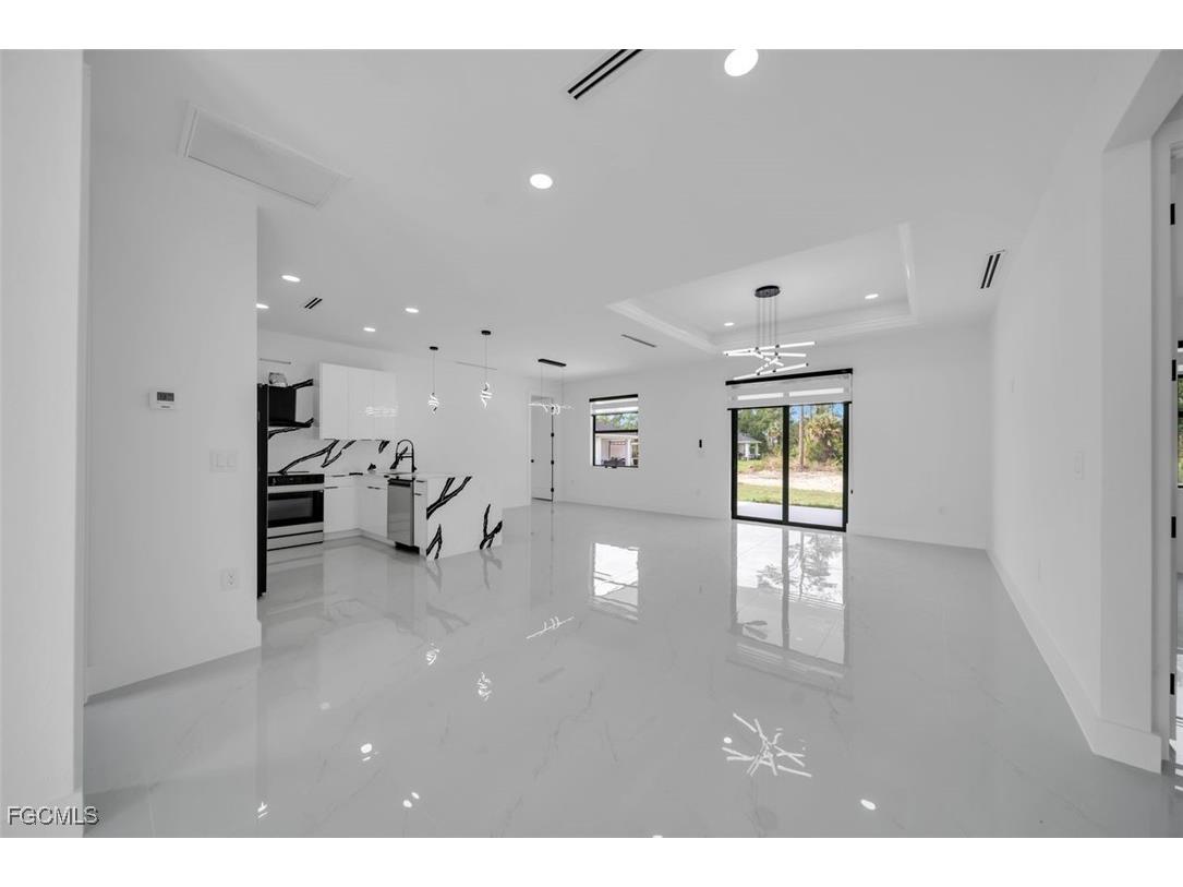 803 Desoto Avenue Lehigh Acres FL 33972 2026002447 image5